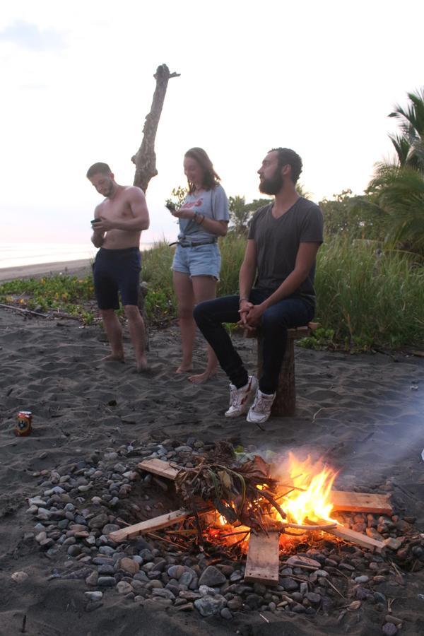Miguel Surf Camp 호텔 케포스 외부 사진